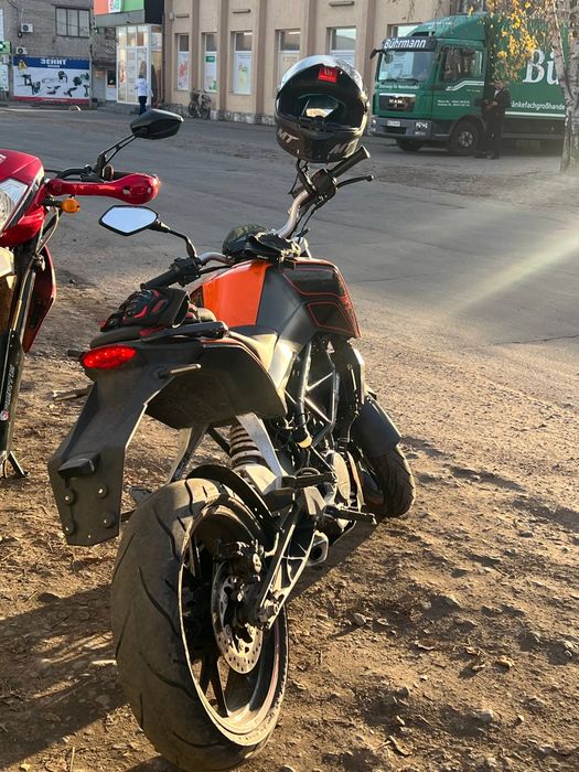 Продам  ктм дюк 200