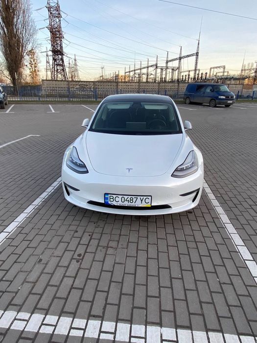 Тесла 3 , Long Range 2020 рік Повний привід