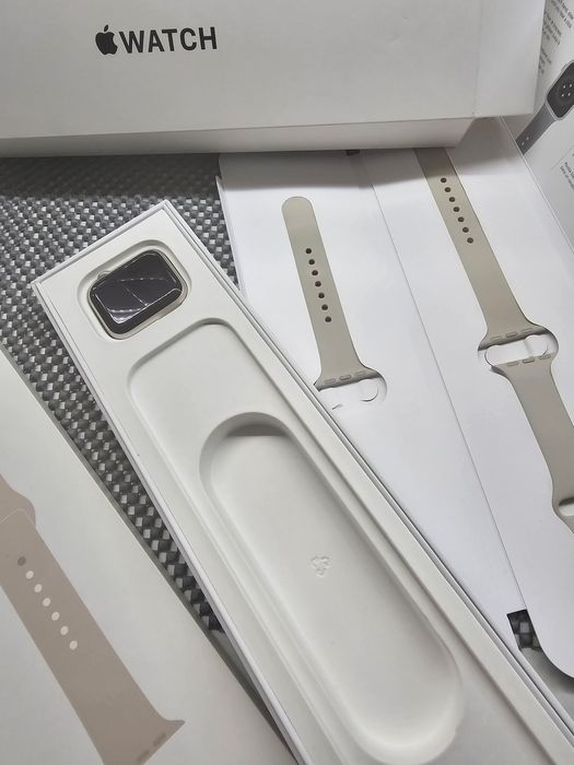 Apple Watch SE Идеальные 40mm Starlight