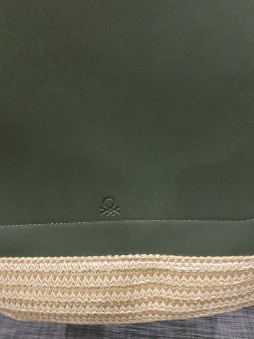 Mala Benetton como nova