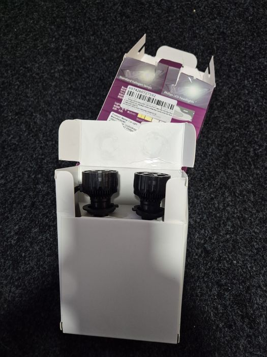 Lâmpadas LED Philips Ultinon Rally 3551