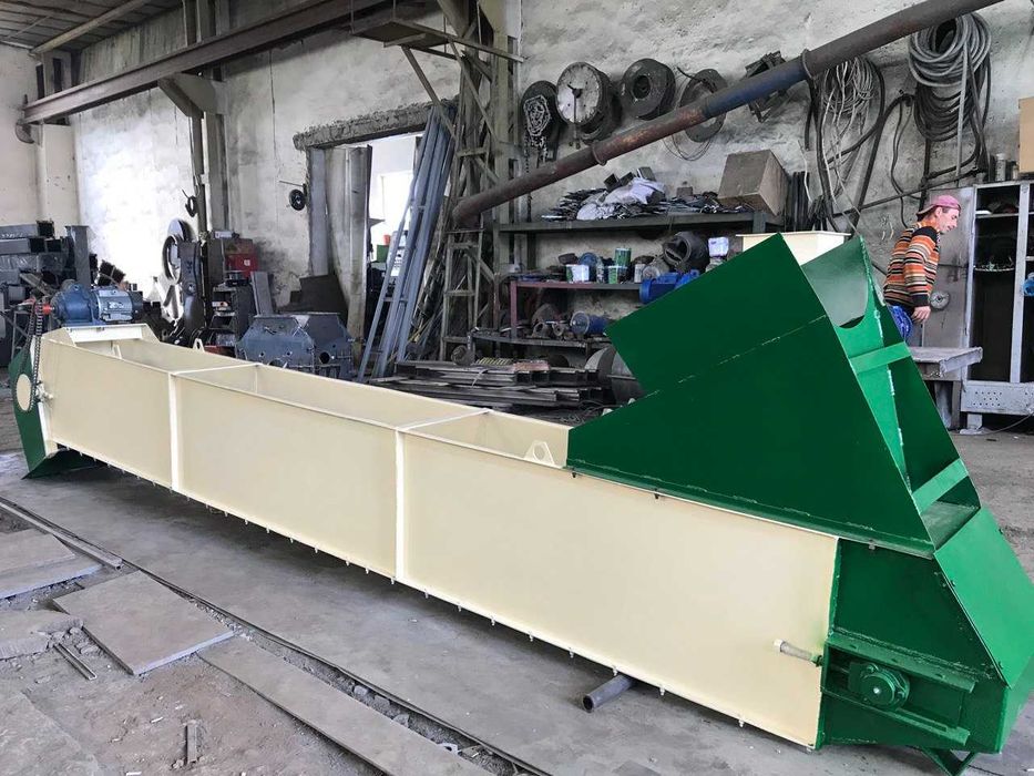 Ковшовий (норія), скребковий, шнековий транспортери.