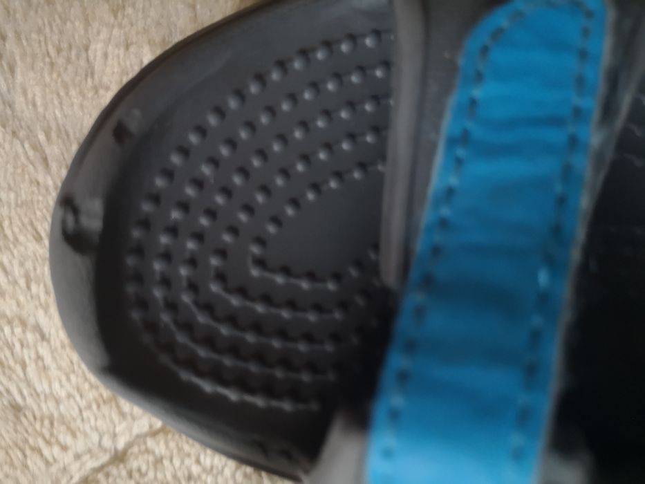 Sandały crocs 25