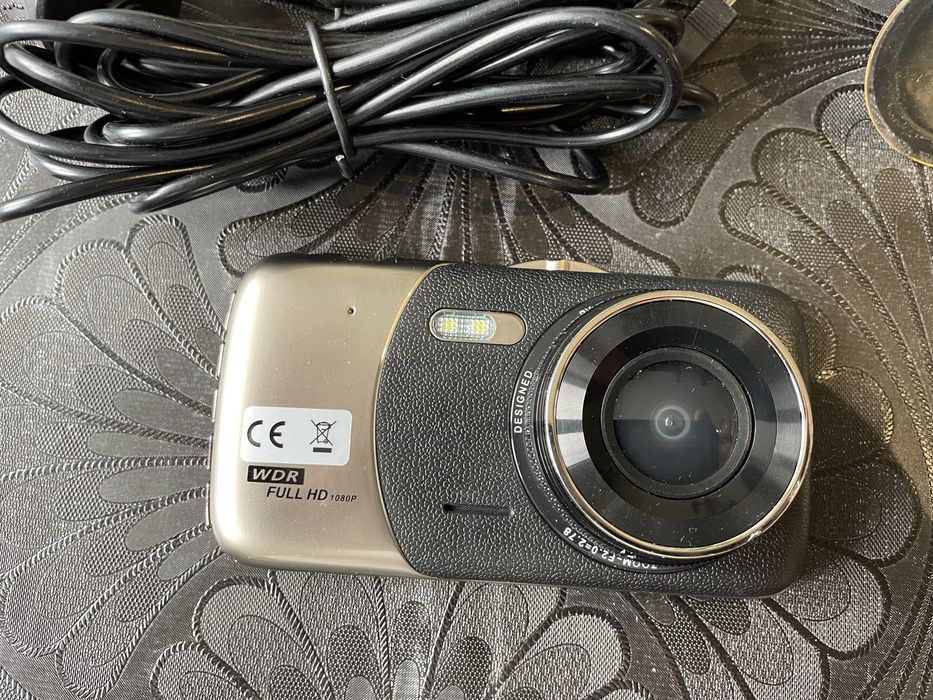 Wideorejestrator DexXer 4 “Full HD plus kamera cofania zestaw.