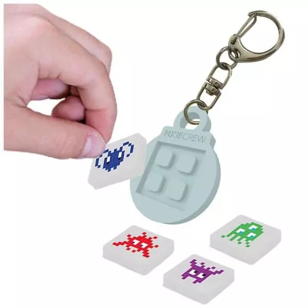 Silikonowy breloczek PIXIE CREW świecący. Pixie Crew