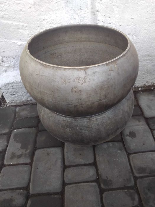 Казан алюминиевый б/у на  10 л. и 15 л.