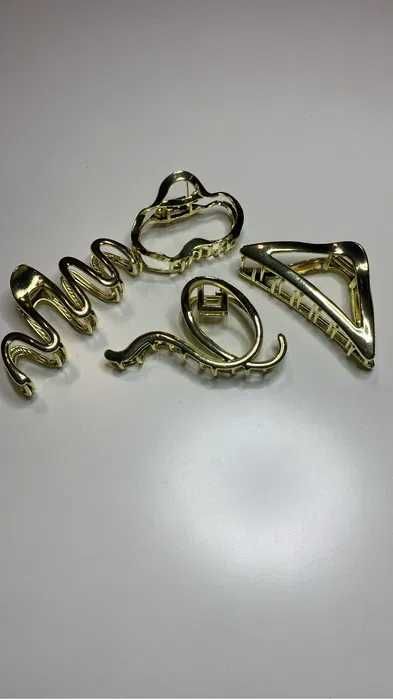 Klamry spinki do włosów złote