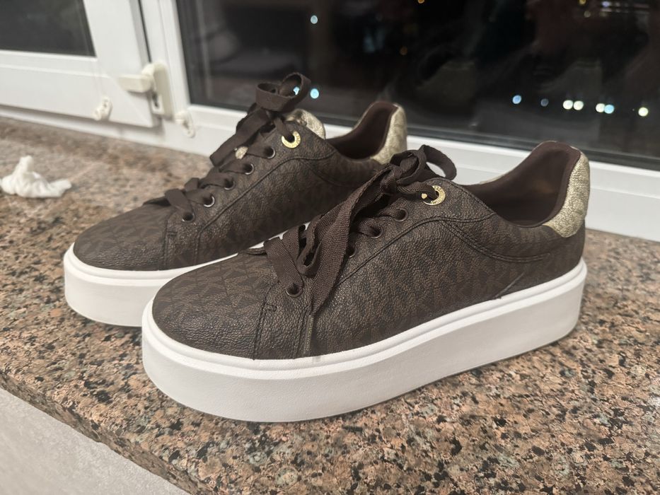 Michael kors кросівки, кеди