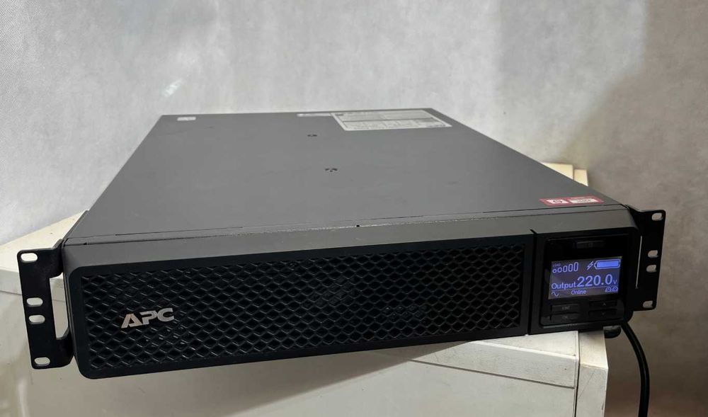 Zasilacz UPS APC SRT2200RMXLI-NC 2200 VA 1980 W