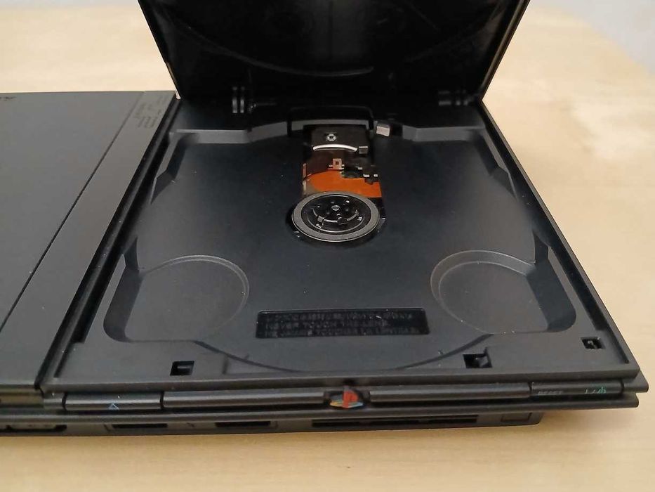 KONSOLA Playstation Sony PS2 slim SCPH-77003 komplet