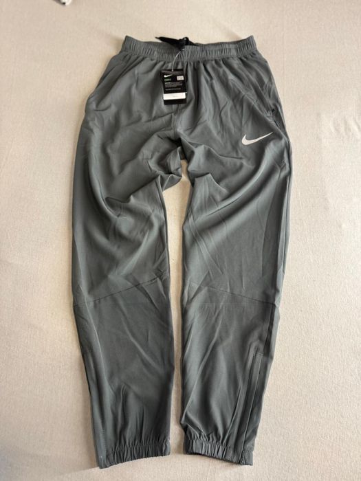 Conjunto Nike Running440100557402286081