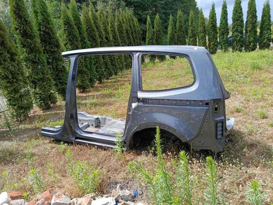 VW Sharan SEAT Alhambra II Четверть чверть задня ліва  НАЯВНІСТЬ шаран альхамбра 2