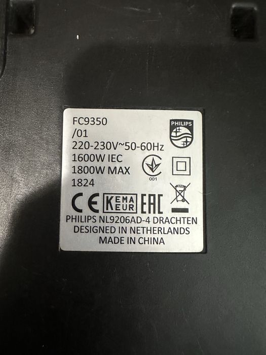 Пилосос Philips PowerPro Compact