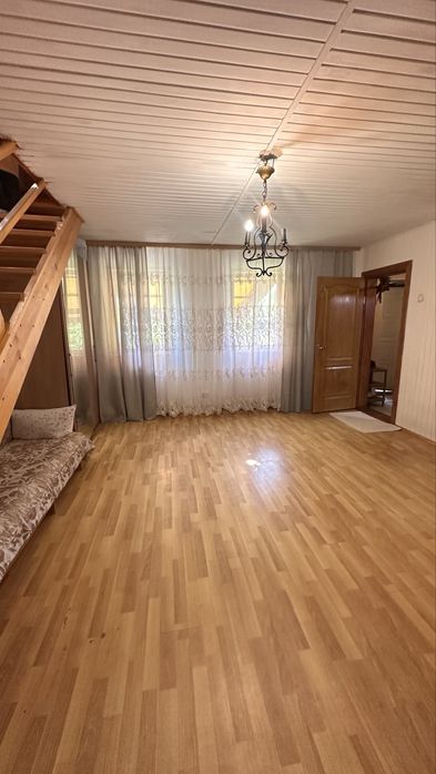 Продам будинок в Потіївці. Якщо про покій, то це саме тут.