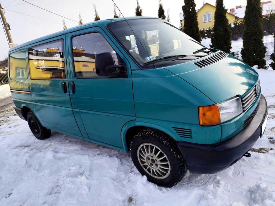 Volkswagen Transporter T4 2.4 D 6 Osobowe