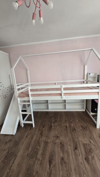 Łóżeczko dziecięce piętrowe