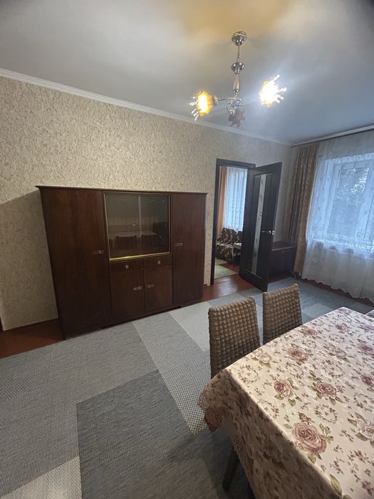 Здам 2 хкімн квартиру район Центру , з Агв
