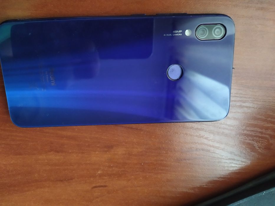 Телефон Xiaomi redmi note 7