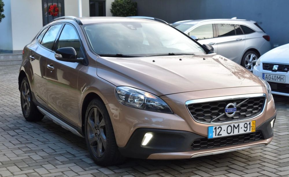 Volvo V40 Cross Country 1.6 D2 Momentum