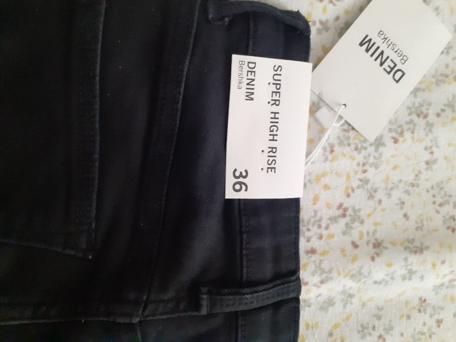 Calças de ganga novas berskha