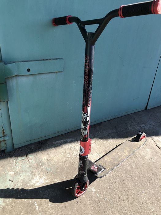 Самокат трюковий