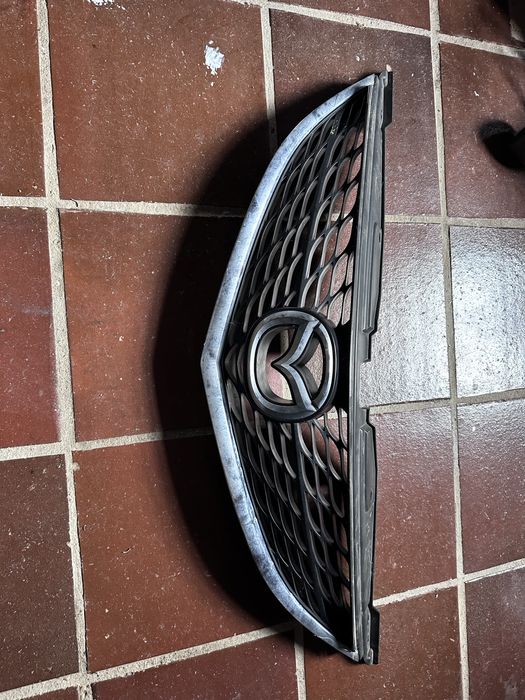 Grelha frontal com logo Mazda 6 GH