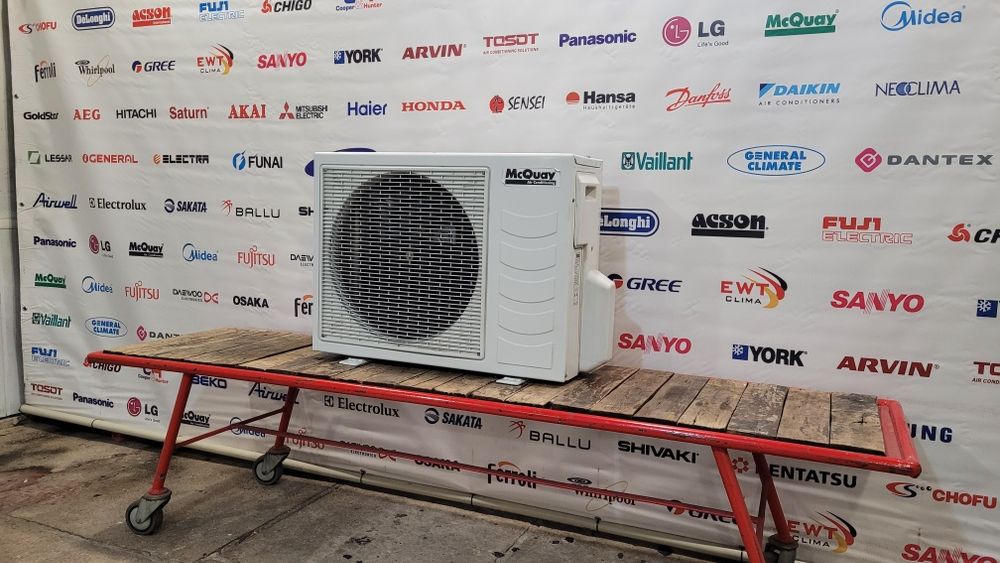 Наружный блок McQuay - 15
ACSON - 9.

Расчитан охлаждать помещ