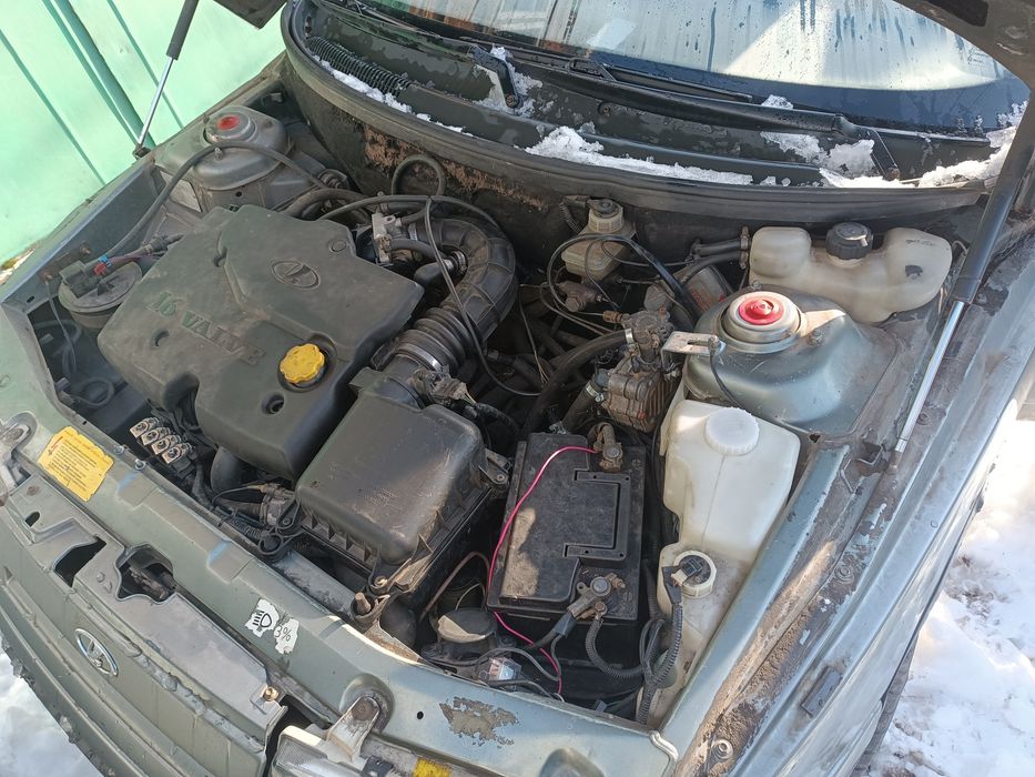 Продам машину vaz 2110 1.6 16 клапана