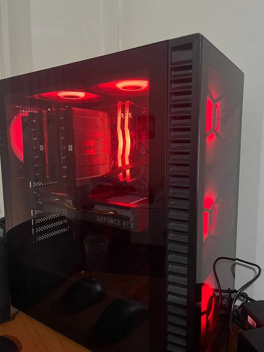 PC Gaming | RTX 4060 8GB | Ryzen 5 - 5600 | 16GB RAM | Como Novo