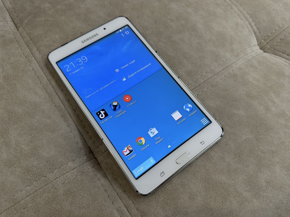 Продам планшет Samsung Tab 4 SM T230 в хорошому стані