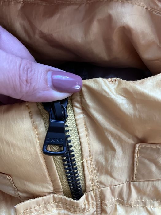DKNY bezrękawnik rozm L