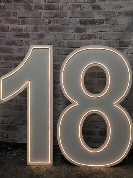 18 cyfra led  neon