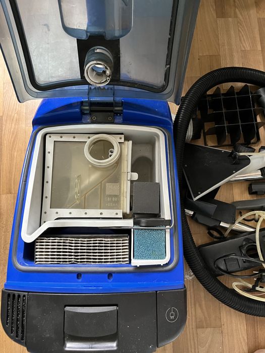 немецкий оригинал моющий пылесос Thomas twin