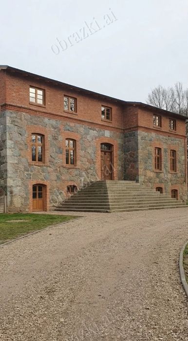 Sprzedam działkę zabudowaną budynkiem starej gorzelni