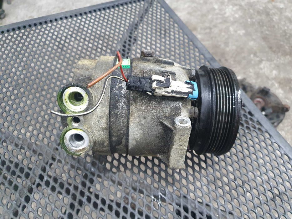 Kompresor sprezarka klimatyzacji Opel Vectra b 2.0 benzyna sprawna