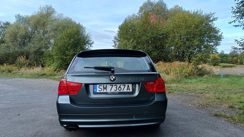 BMW Seria 3 BMW E91 320i