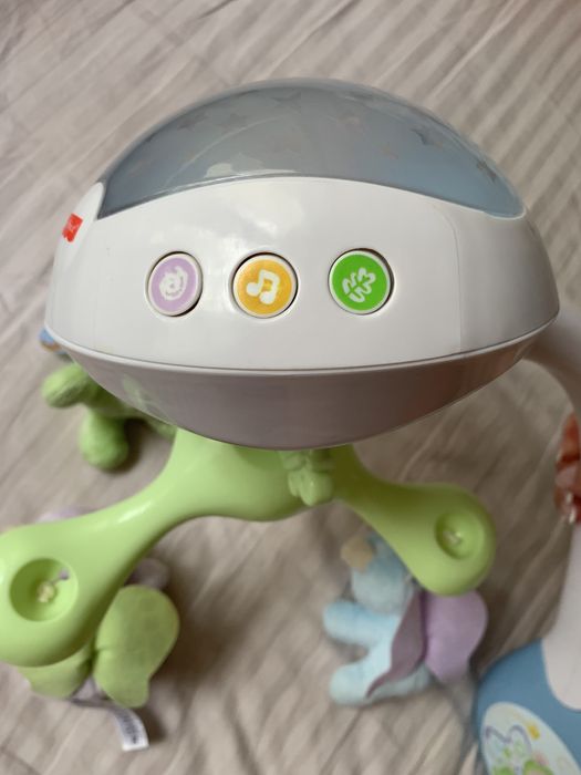 Мобіль Fisher Price з пультом управління