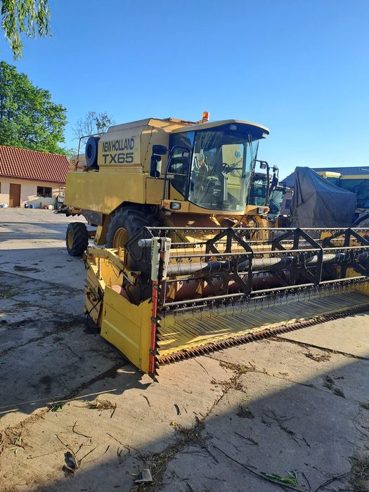 New Holland TX65