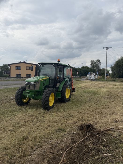 Usługi John Deere | Koszenie traw Odśnieżanie | Zamiatanie placy , drog Mulczowanie Namysłów