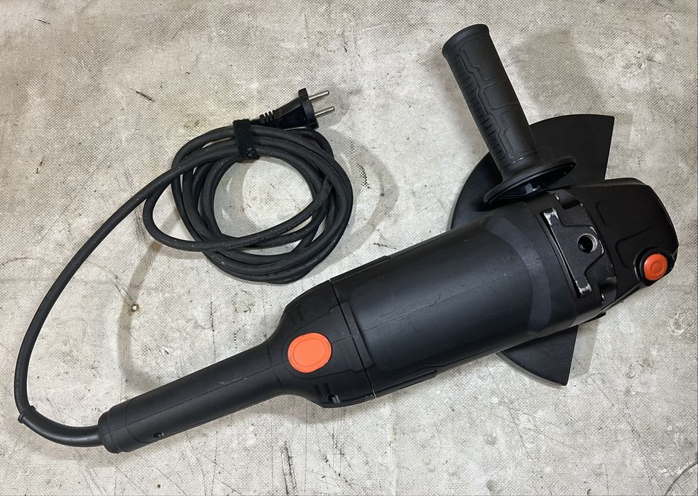 Болгарка Dnipro-M GL-240 | 2400 Вт | Плавний пуск | Гарантія до 2028 р