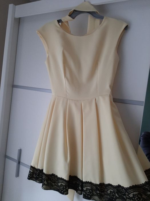 Żółta sukienka na wesele/wizytowa