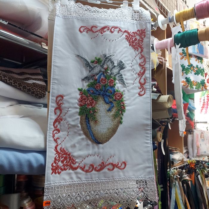 Рушник пасхальний вишитий чеським бісером