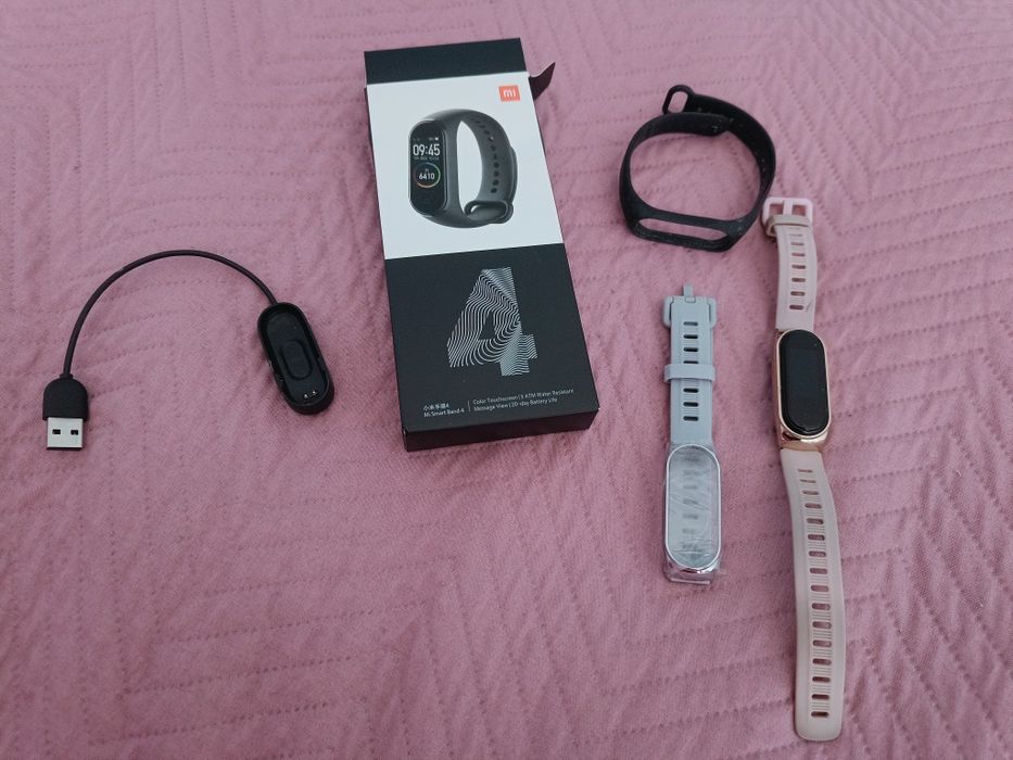 Mi Band 4 smartwatch, opaska + zegarek