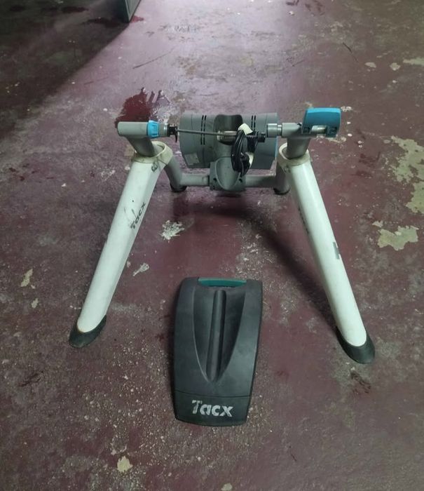 Bicicleta btt + Rolos Tacx