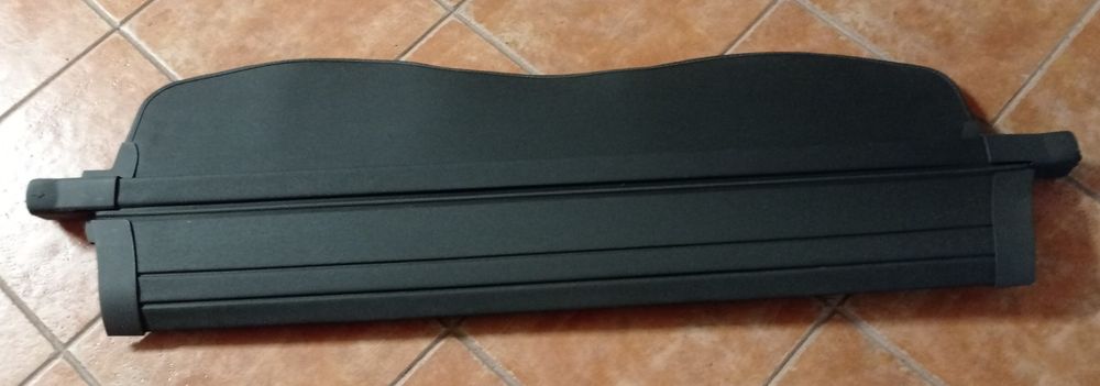 Chapeleira/cortina de mala para Ford Focus