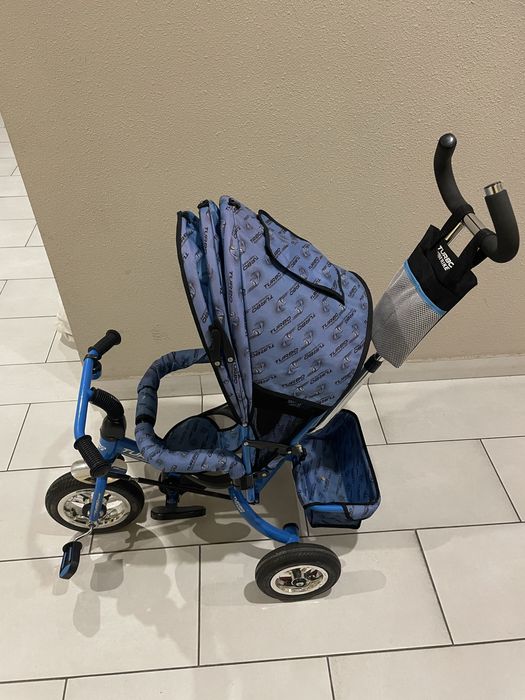 Трёхколёсный детский велосипед в хорошем состоянии