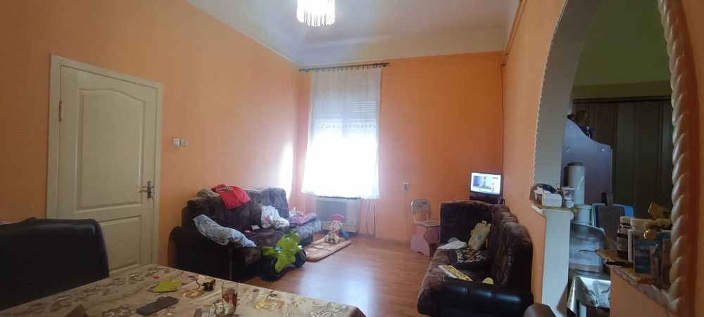 БЕЗПОСЕРЕДНЬО ЦЕНТР МІСТА! ІСТОРИЧНА будівля! 3 кім, 113 кв.м., жила