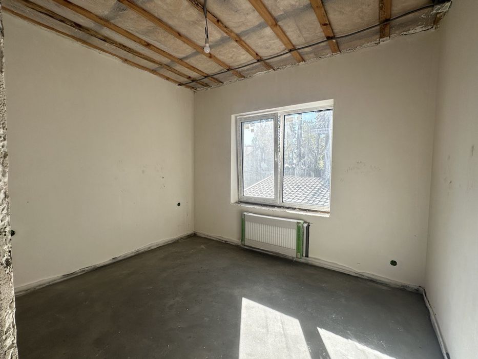 Продам таунхаус в центрі міста, газ 50000 $