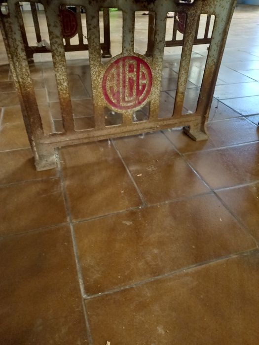 Bancos de jardim  ALBA