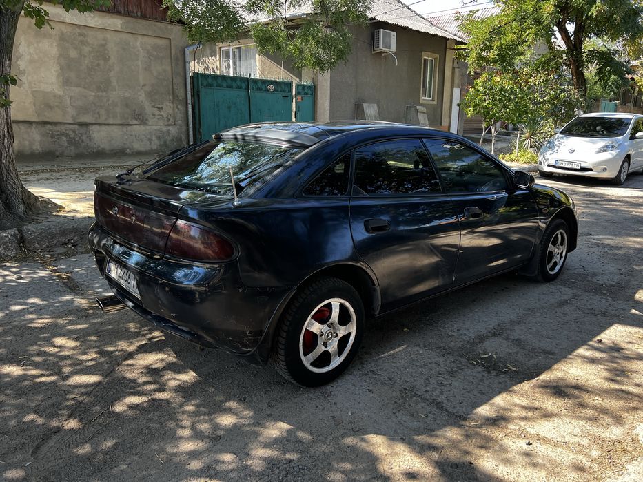 Продам Мазду 323 F